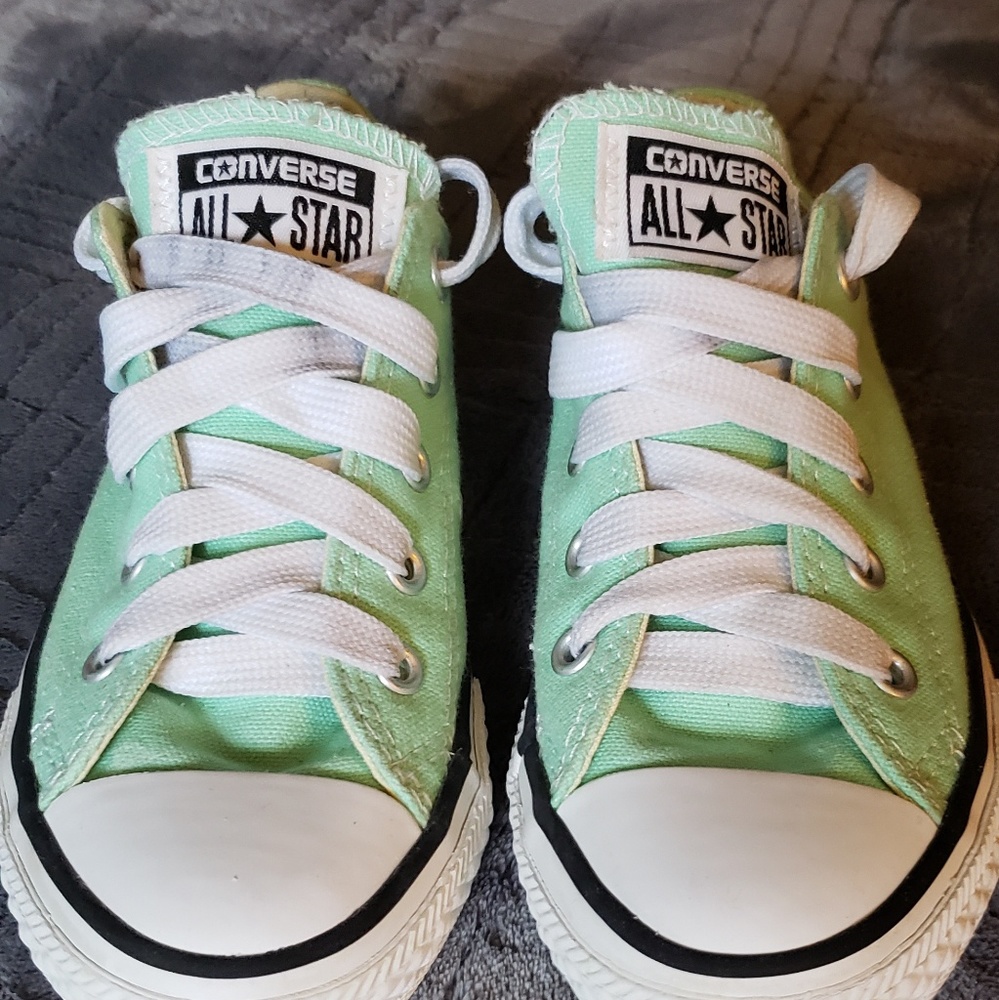 Girls Converse